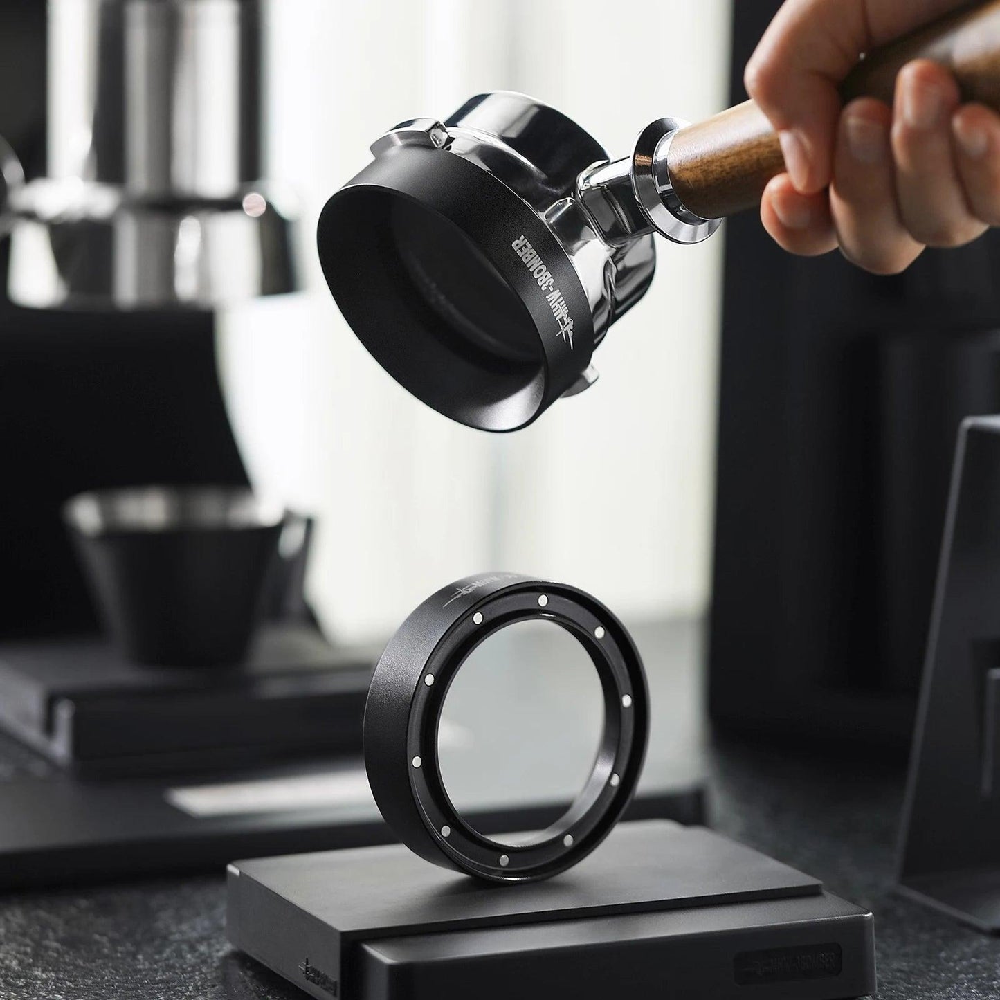 MHW-3BOMBER Funil Magnético para Dosagem de Café de 58mm - Ofertas fluxo